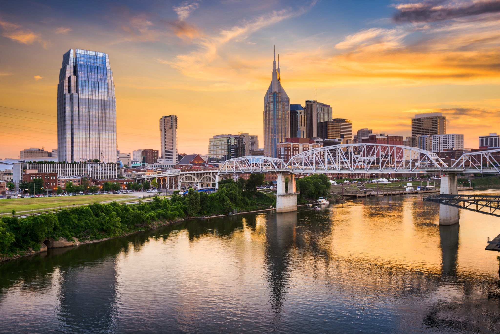 Nashville-City-Skyline-2048x1367